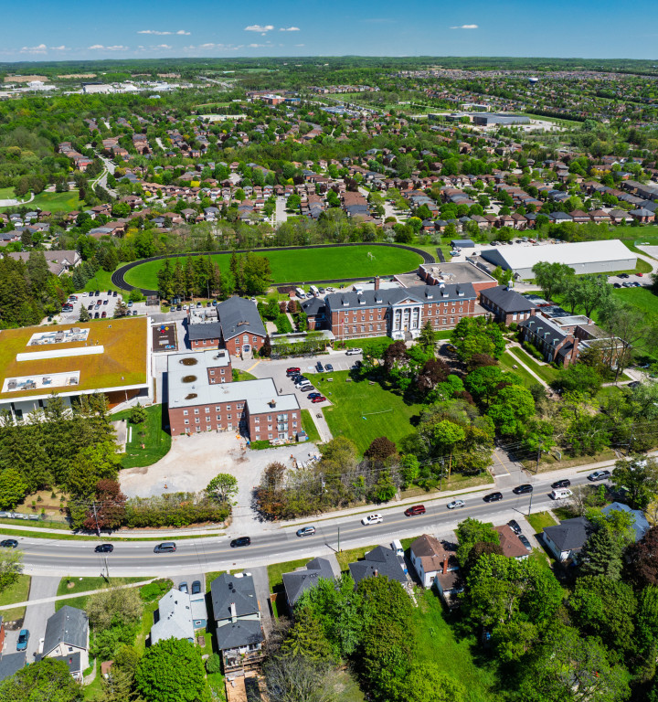 Luftaufnahme des Campusgeländes